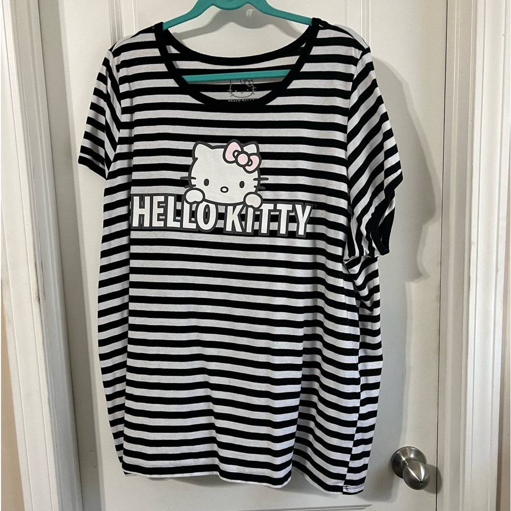 Torrid Hello Kitty tshirt